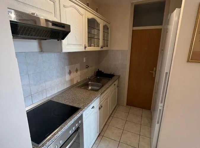 Sunny Corner * 斯普利特