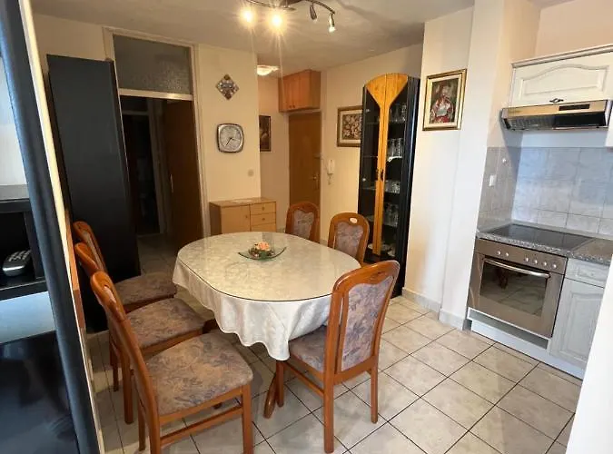 Sunny Corner 斯普利特