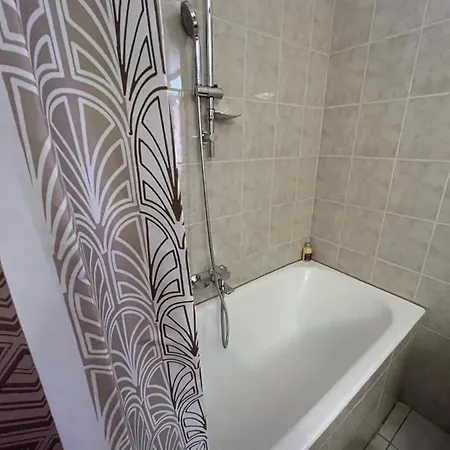 Sunny Corner Σπλιτ