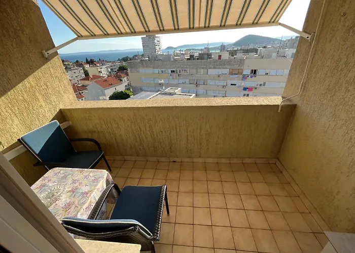 Sunny Corner * Split